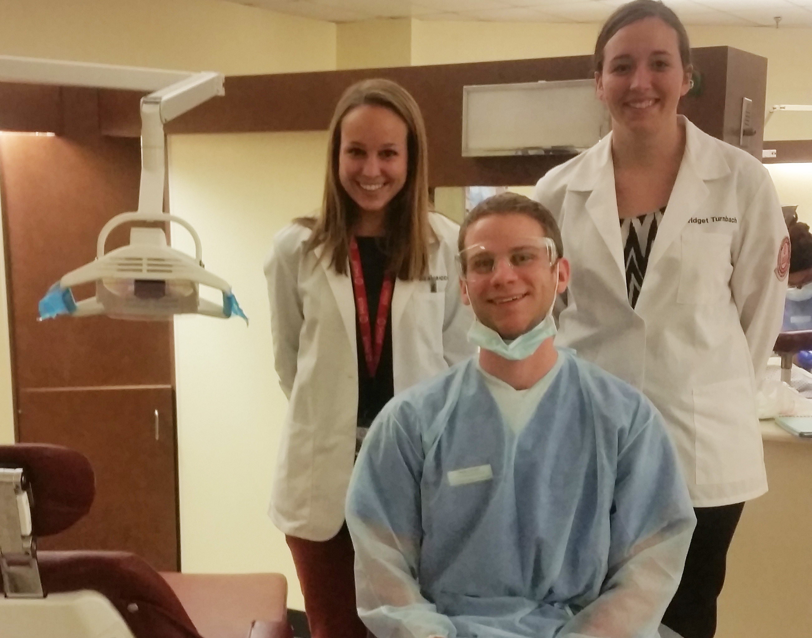 Salus students with a dental hygienist